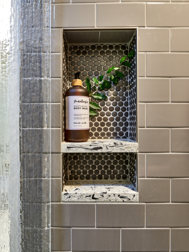 Contemporary gray shower with niche for storage Recessed shower niche with quartz shelves