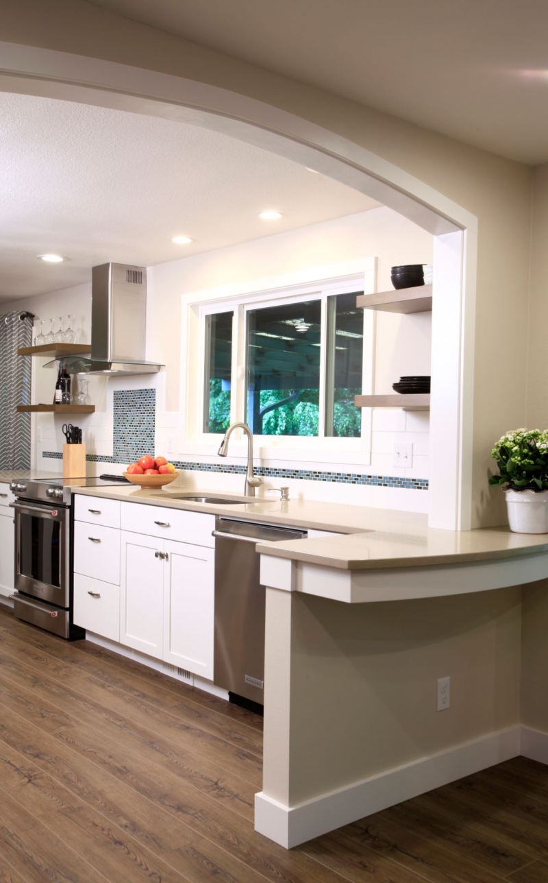 Resized 7 The renovated kitchen is much more functional, making better use of existing space.