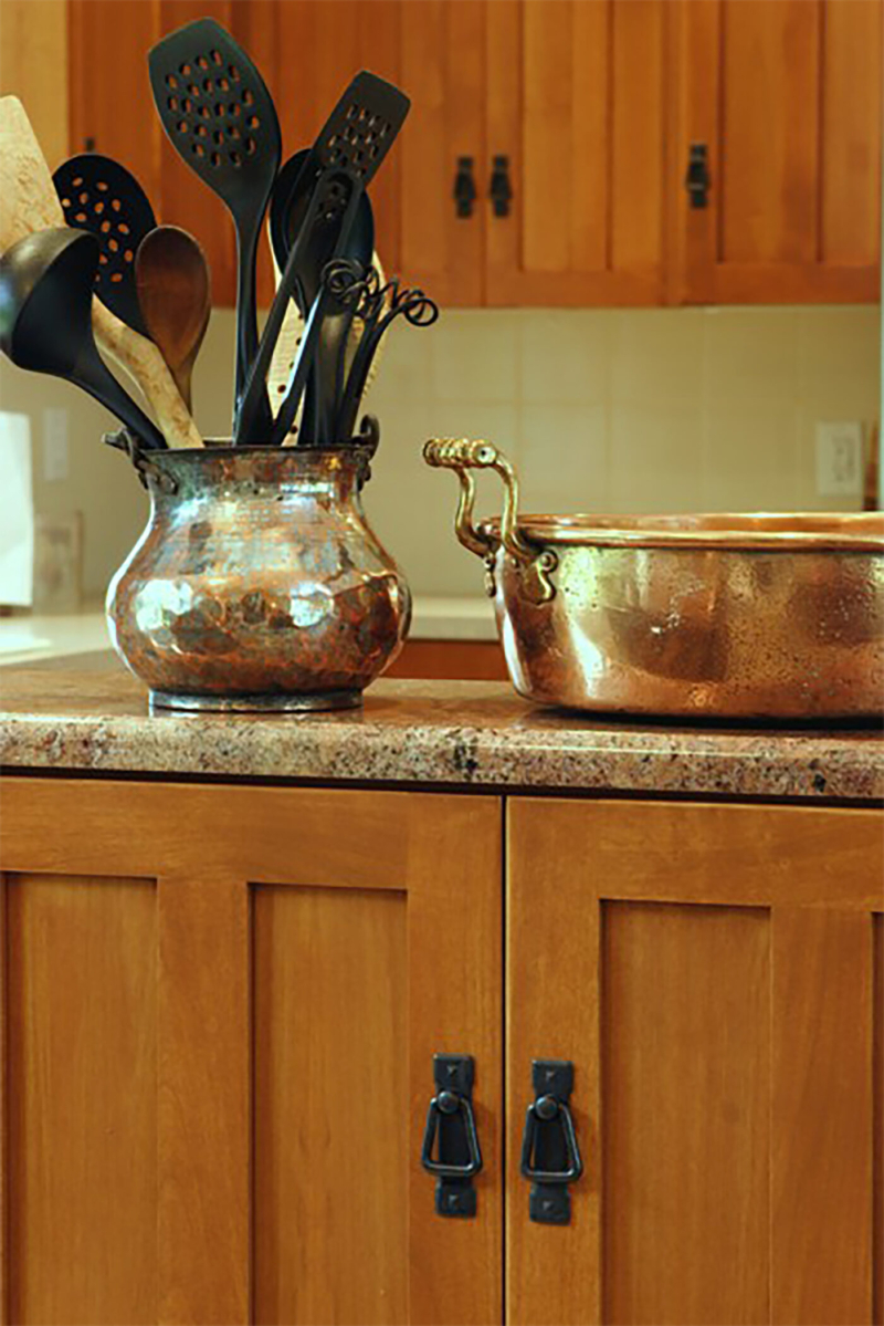 Granite countertops with shaker style cabinets. Granite countertops with shaker style cabinets.