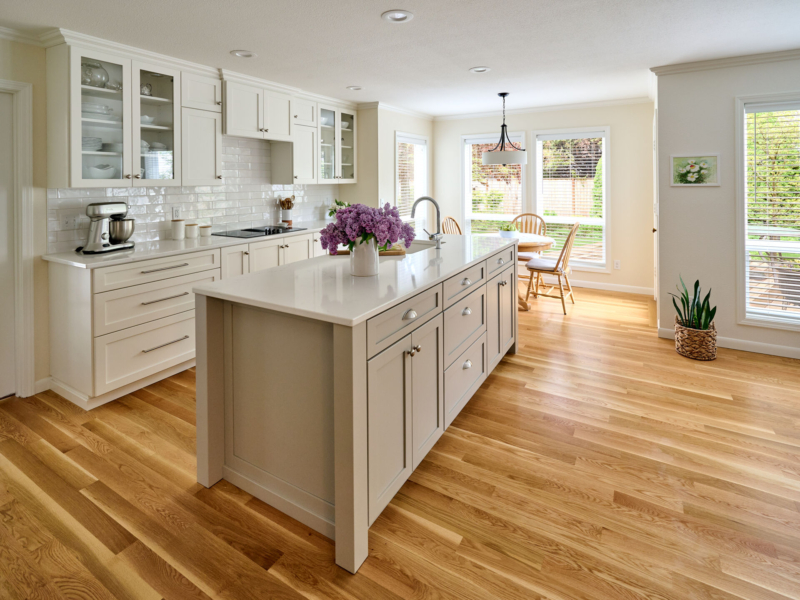 Large center island-Kitchen remodel-Powell Construction-Corvallis, OR Large center island in kitchen remodel by Powell Construction of Corvallis OR