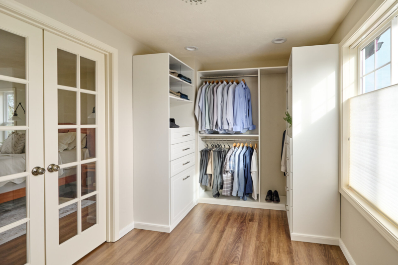 Large walk in closet-Powell Construction-Corvallis OR Large walk-in closet off primary bedroom by Powell Construction of Corvallis OR
