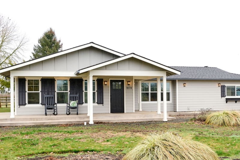 Newly Remodeled exterior--complete transformation Newly Remodel Exterior with curb appeal by Powell Construction in Corvallis